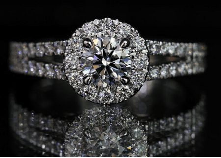 customised diamond proposal ring